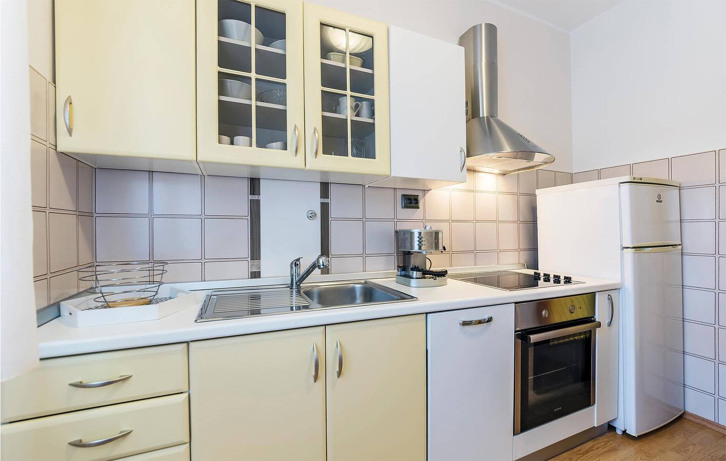 Ganze Ferienwohnung, Gemütliche Ferienwohnung in der Nähe des Flughafens Pula mit Terrasse und guter Anbindung an die Küste in Valtura, Südküste Istrien