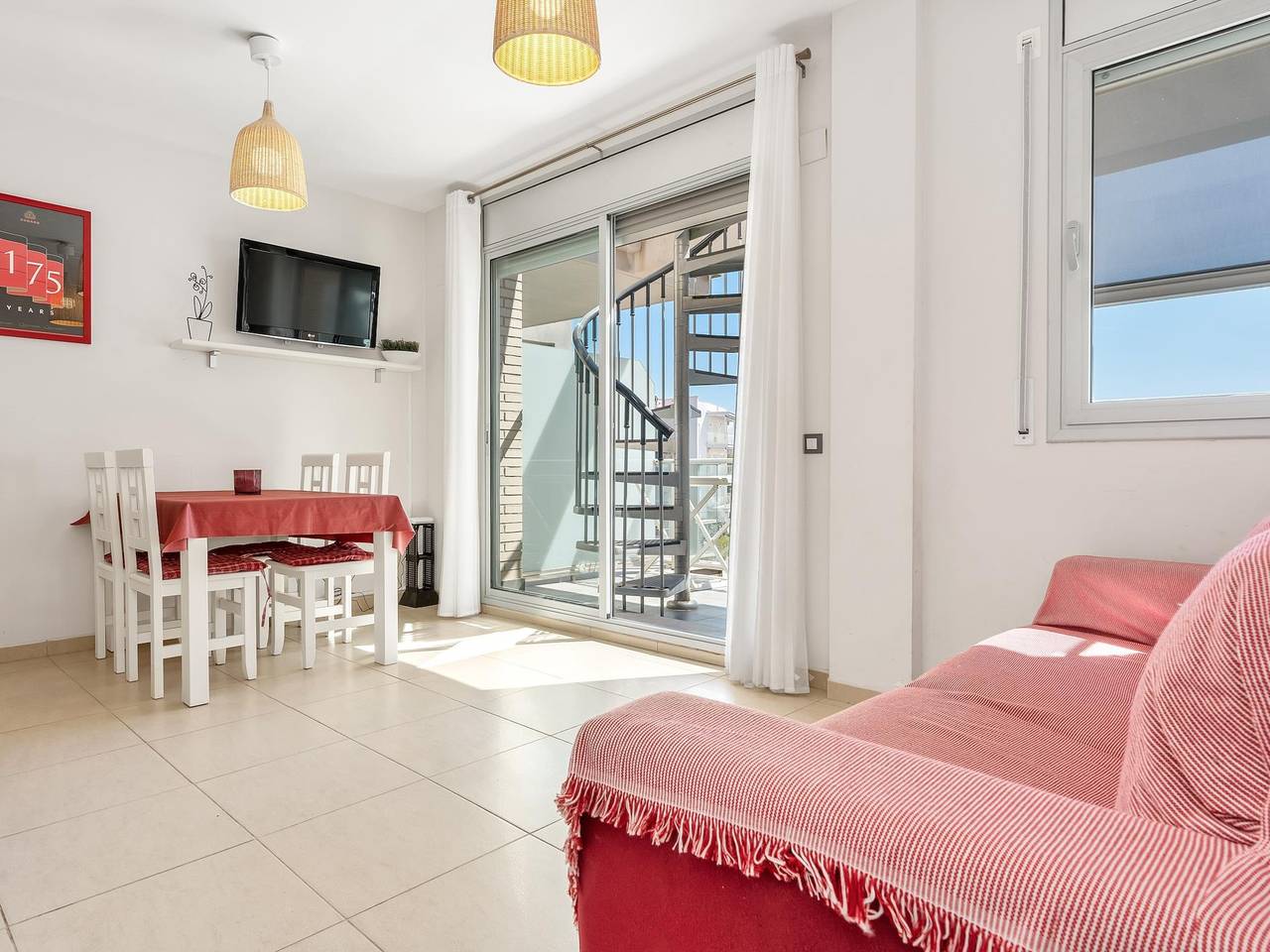 Apartamento vacacional entero, La experiencia mediterranea frente al mar in Miami Playa, Costa Dorada
