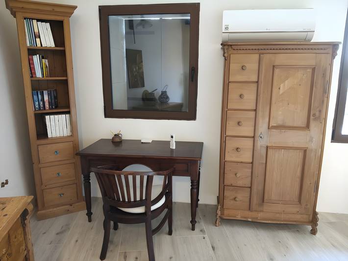 Charming House with Stunning Views and Rooftop Terrace in Lioux, Parc naturel régional du Luberon