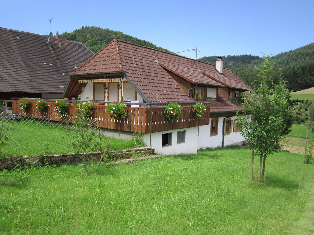 Ganze Ferienwohnung, Gästehaus Pfaffenhof - Ferienwohnung Pfaffenhof, 70qm, 2 Schlafzimmer, mit Terrasse, max. 4 Personen in Seelbach, Mittlerer Schwarzwald