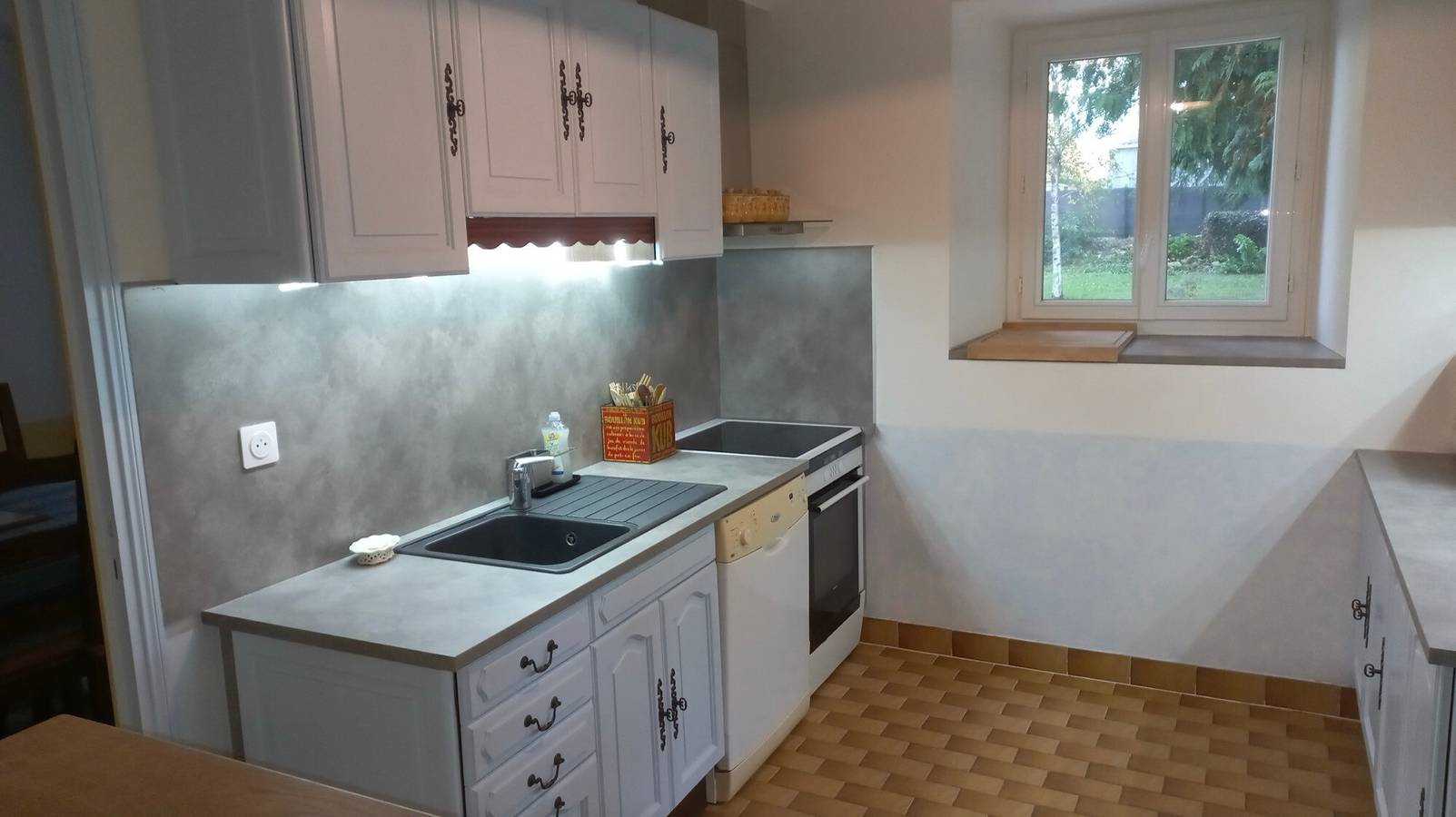 Gîte du Moulin de Chanvre with Private Terrace and Garden in Preuilly-sur-Claise, Loches region