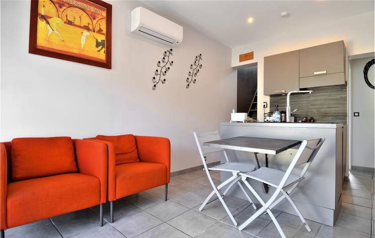 Location de vacances pour 2 personnes, avec terrasse et piscine à Beaucaire - 3