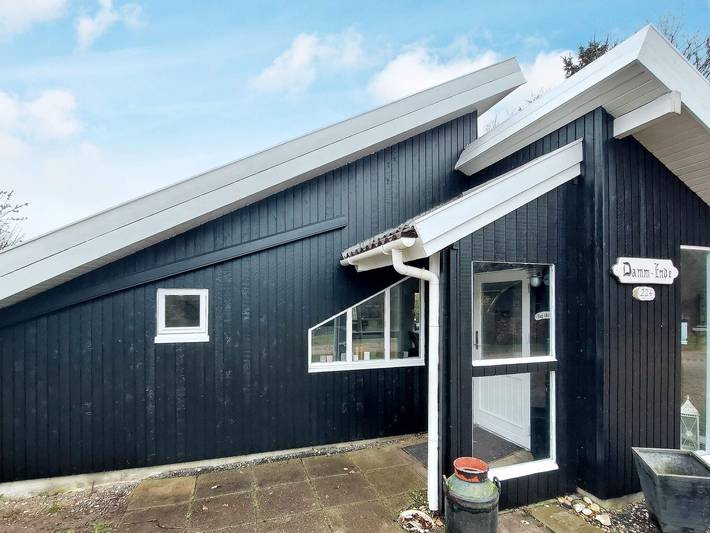 Ferienhaus für 4 Personen, mit Terrasse in Bork Havn