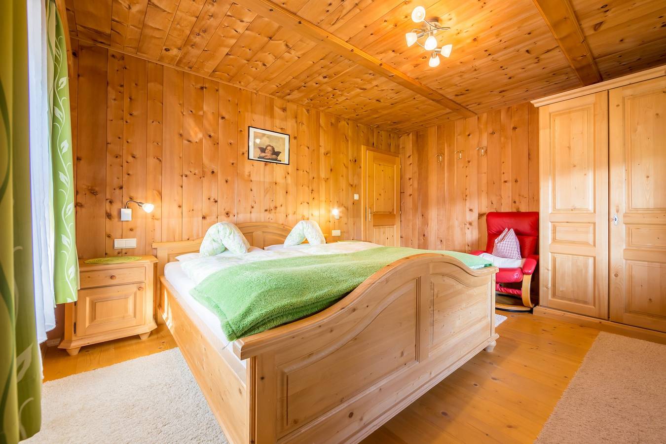 Appartamento intero, Appartamento 'Obermarhof Apt Maraberg' con vista sulle montagne, giardino in comune e Wi-Fi in Monti del Villgraten, Valle di Casies