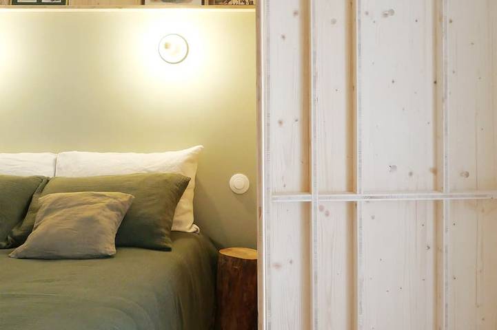 Ganze Wohnung, Cozy N'est house on historic courtyard-garden, close to station and city center in Besançon, Doubs