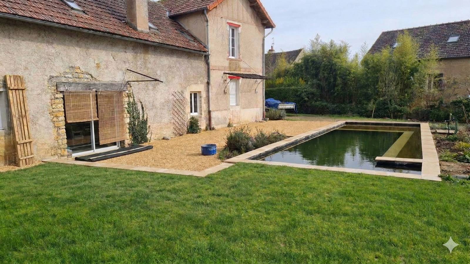 Maison Saizy in Monceaux-le-Comte, Nièvre