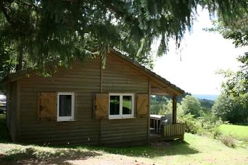 Chalet pour 7 personnes, avec terrasse, animaux acceptés en Corrèze