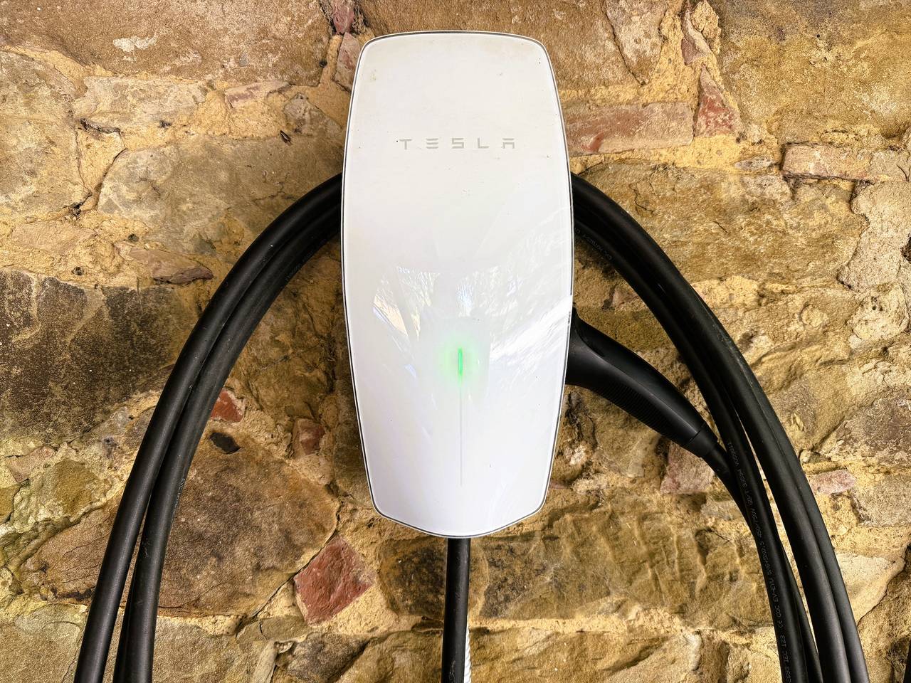 Villa Ceppeto new restored up to 6 w/ Tesla Charge in Monte San Savino, Chianti