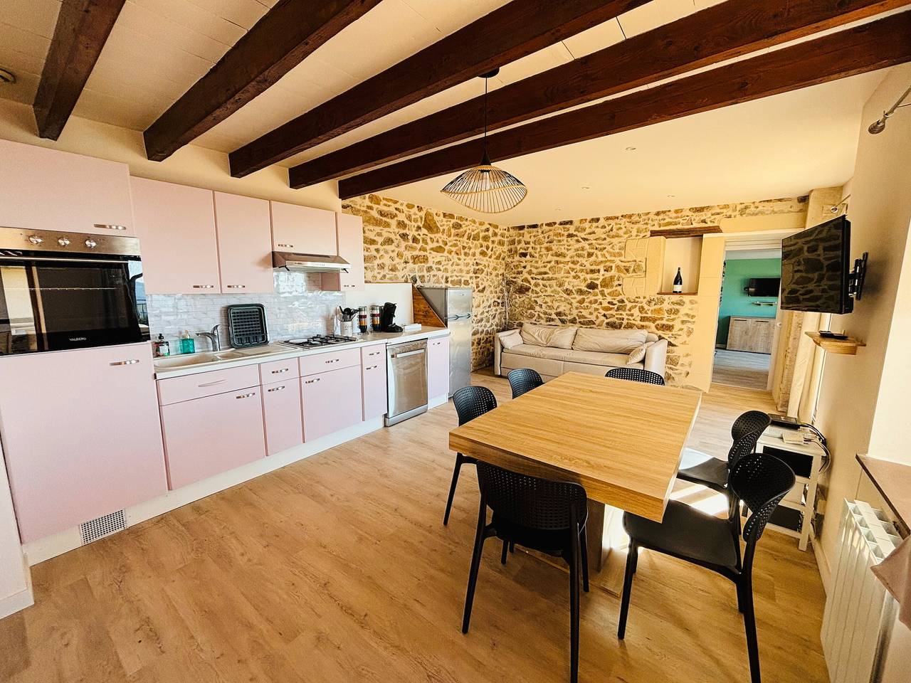 Gîte 'Gite De Clairette Et Nono' mit Privater Terrasse und Wlan in Lantignié, Beaujolais