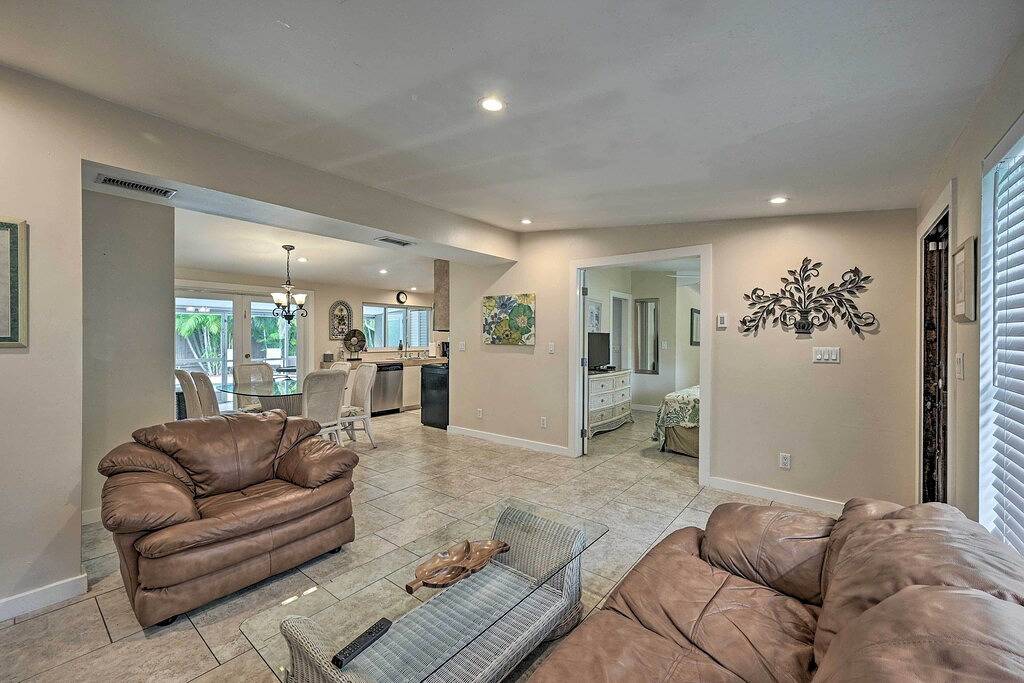 ‘Pelican Nest’, Tropical Naples Villa w/ Pool in Southwest Florida