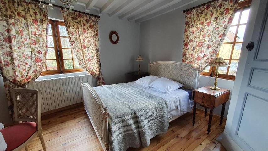 Cottage pour 2 personnes, avec jardin à Courtonne-les-Deux-Églises