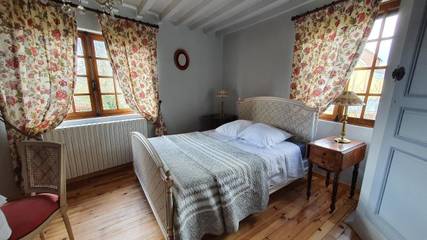 Chambre d’hôte pour 2 personnes, avec jardin à Courtonne-les-Deux-Églises
