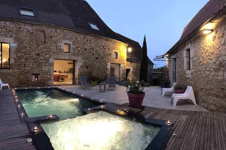 Ferienhaus für 8 Personen, mit Sauna und Whirlpool sowie Garten - 1