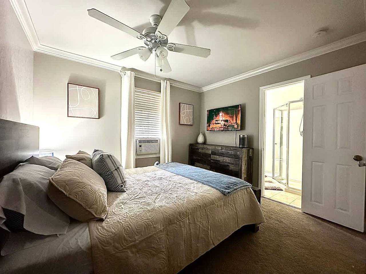 Appartamento intero, Stylish Modern Apt Near Northside Hospital in Lake Lanier