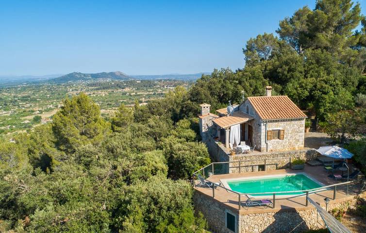 Rückzugsort am Meer mit Pool und Küche, 2 km von Mancor de la Vall entfernt in Selva, Mallorca Inselmitte
