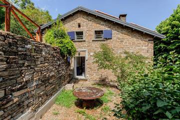 Gîte pour 6 personnes, avec jardin ainsi que vue et terrasse à Borgo Val di Taro
