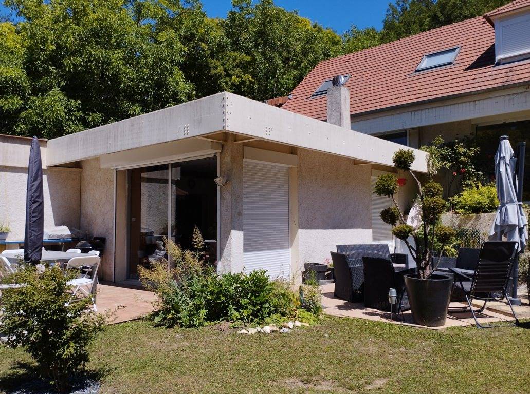 Chambres d'hôtes Les Hauts de la Vaucouleurs - Suite blanche colombe in Auffreville-Brasseuil, Yvelines
