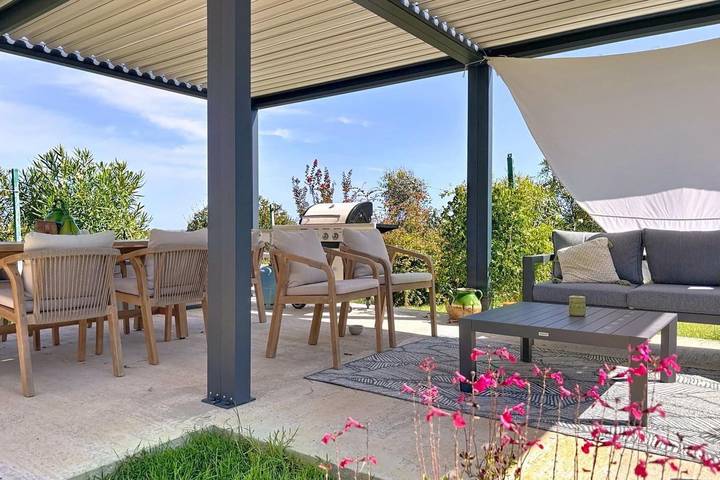 Gîte pour 4 personnes, avec terrasse et jardin à Taglio-Isolaccio