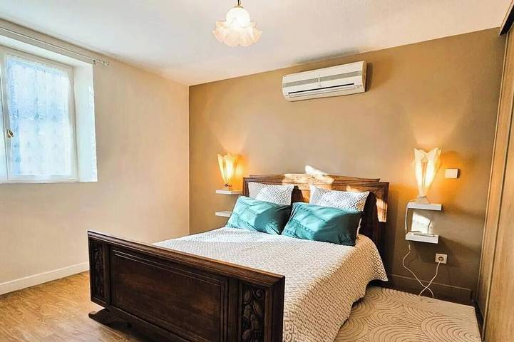 Location de vacances pour 6 personnes, avec Terrasse à Turenne - 3