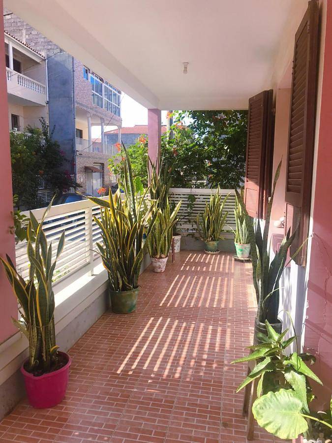 Gîte pour 7 personnes, avec jardin dans Tarrafal - 2