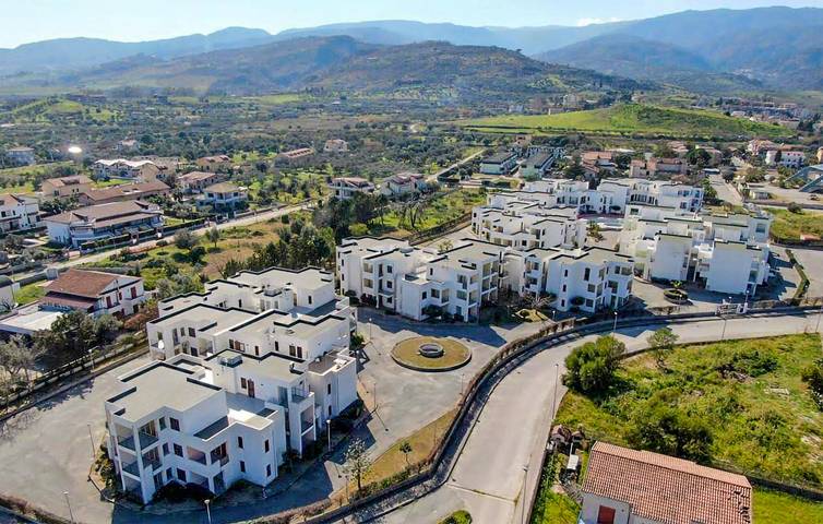 Apartamento vacacional entero, Acogedor apartamento de vacaciones con aire acondicionado, aparcamiento, terraza - 1,5 km de la playa in Isca sullo Ionio, Provincia de Catanzaro