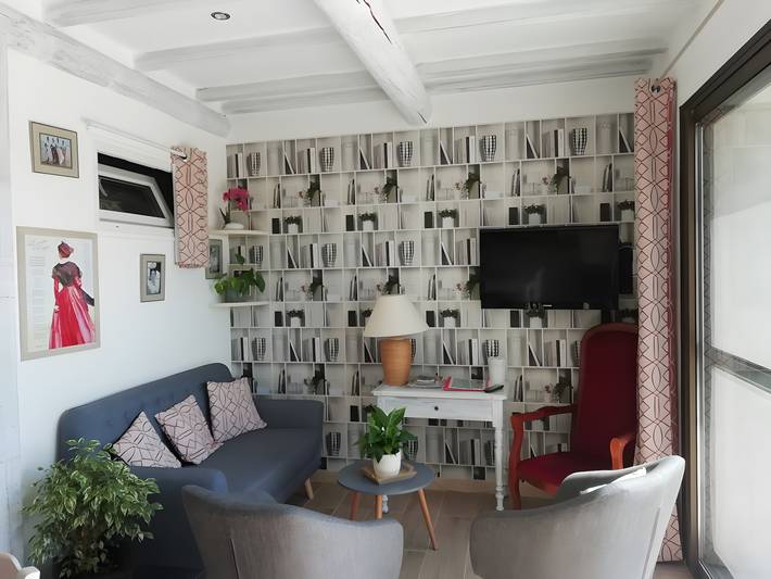 Gîte pour 2 personnes, avec jardin dans les Bouches-du-Rhône - 2