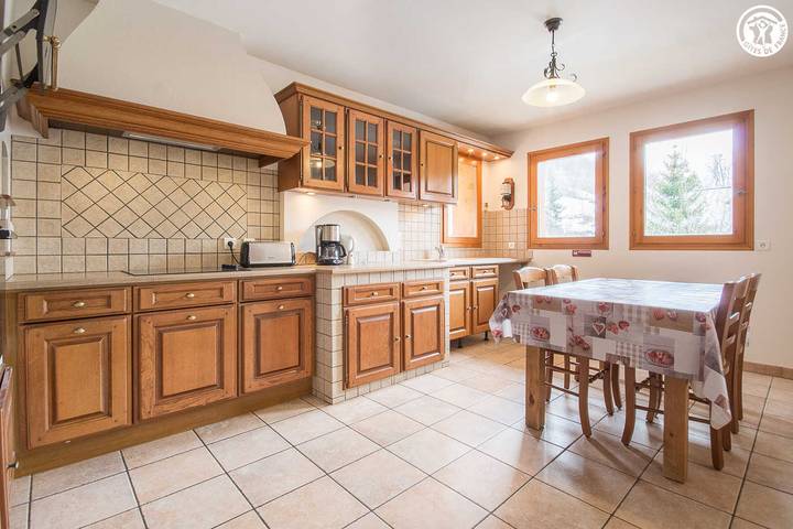 Gîte pour 14 personnes, avec terrasse et jacuzzi ainsi que sauna et jardin à Valloire - 3