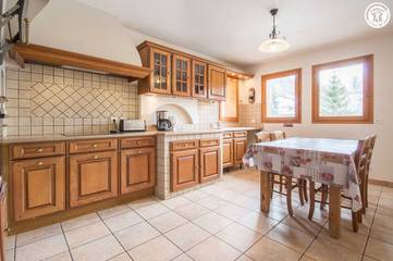 Gîte for 14 Guests in Valloire, Western Alps, Picture 2