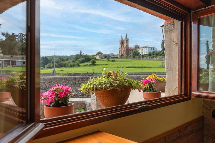 Gîte pour 2 personnes, avec jardin dans Cóbreces - 3