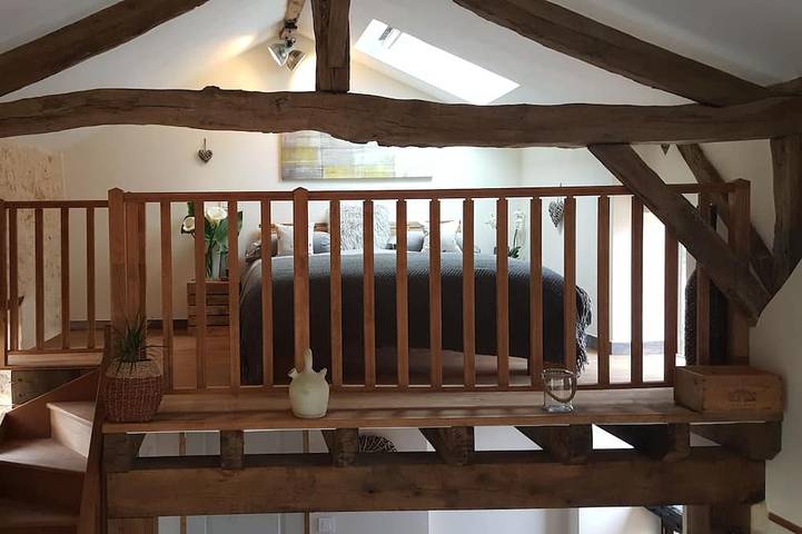 Location de vacances pour 2 personnes, avec terrasse et jardin à Lussas-et-Nontronneau - 2