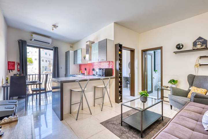 Gîte pour 3 personnes, avec Balcon à San Giljan - 2