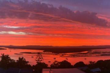 Holiday Apartment for 2 People in Seventeen Seventy, Queensland, Photo 1