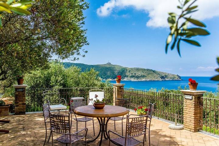 Casa vacanza per 2 persone, con Terrazza e Giardino a Palinuro