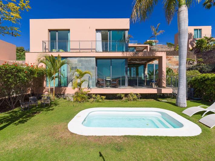 Villa für 6 Personen, mit Balkon und Terrasse sowie Garten in Salobre