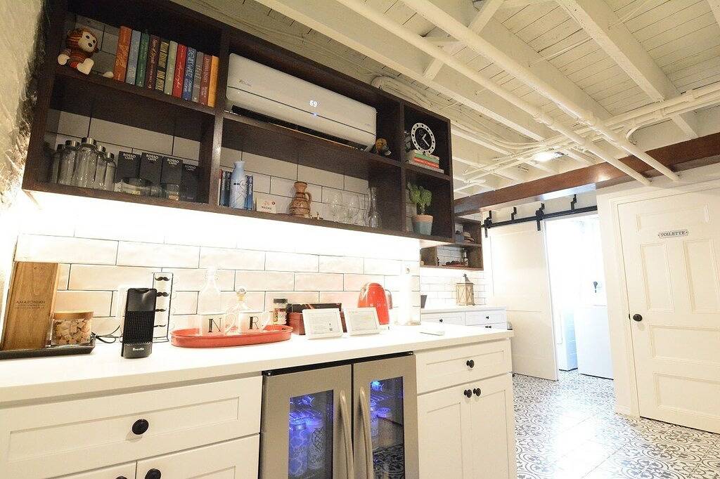 Ganze Wohnung, The Boiler Room - In der Nähe der U-Bahn und der Innenstadt. in Boston, Massachusetts