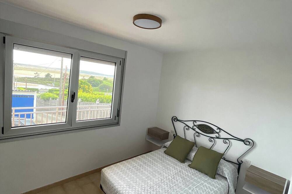 Ganze Wohnung, Terrasse und einzigartige Sonnenuntergänge in Valdoviño, Costa de Galicia