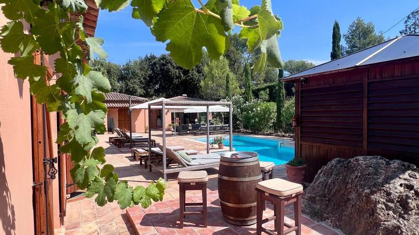 Villa pour 10 personnes, avec piscine ainsi que vue et jardin à Mouans-Sartoux - 4