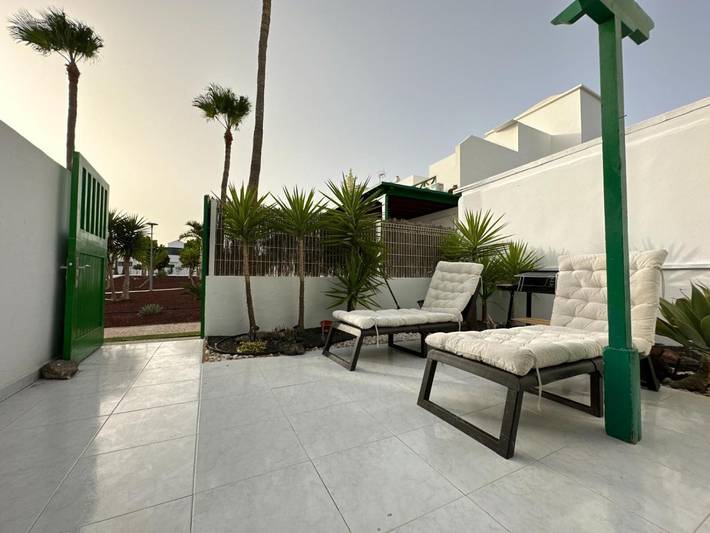 Apartamento entero, Apartamento vacacional 'Jardín De Marcastell' con vistas a la montaña y Wi-Fi in Playa Blanca, Yaiza