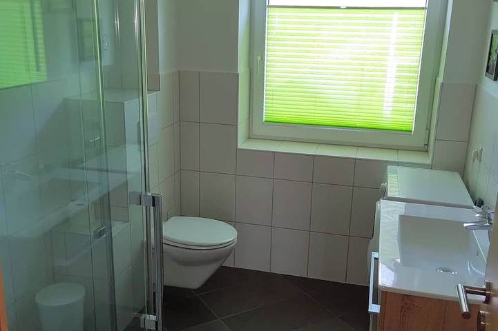 Ganze Wohnung, Moderne zentral gelegene Ferienwohnung in Ebersbach/Oberlausitz in Ebersbach-Neugersdorf, Oberlausitz-Niederschlesien