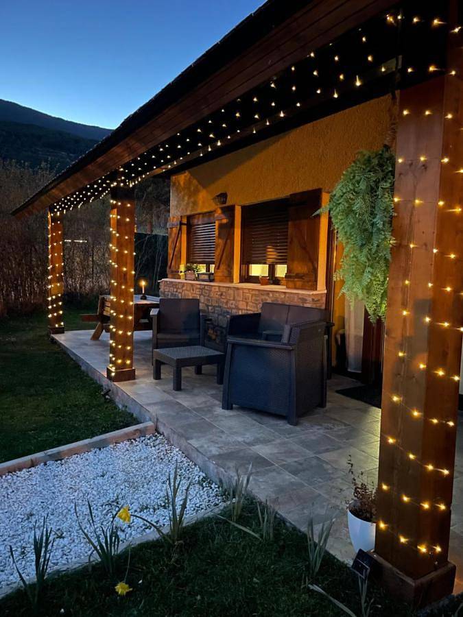 Casa rural para 8 personas, con Terraza además de Jardín y Vistas en Valle del Aragón
