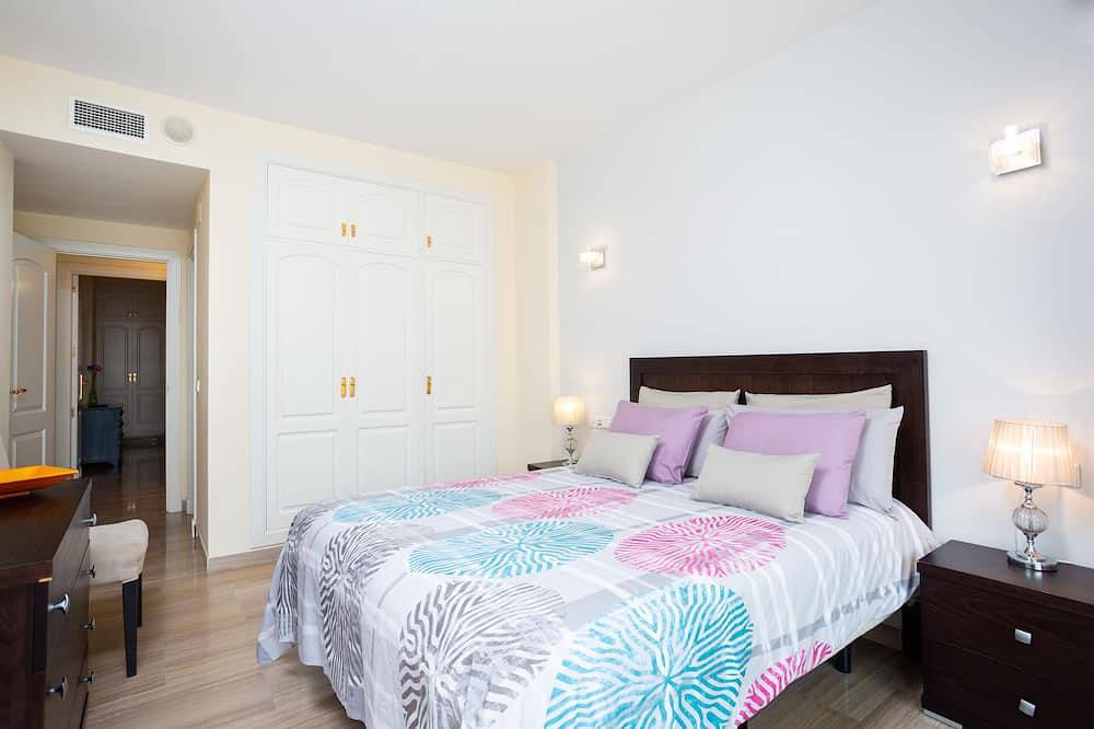 Entire apartment, Luxury Marine Apartament Wifi in Benalmádena Costa, Costa del Sol