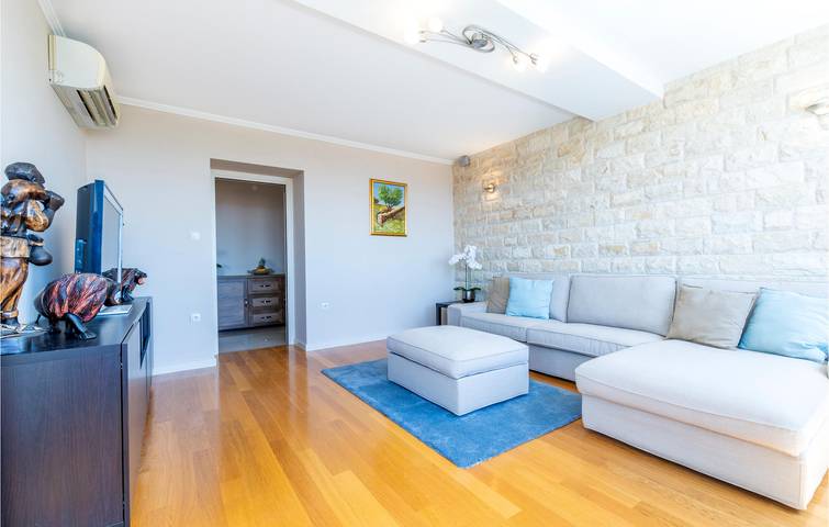 Gîte pour 4 personnes, avec terrasse à Split - 4