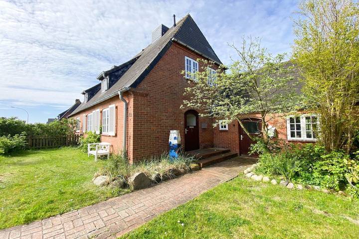 Ferienhaus für 4 Personen, mit Sauna und Garten in Hörnum