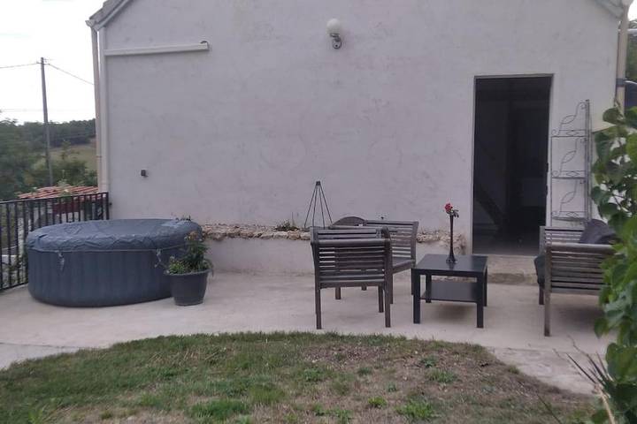 Gîte pour 7 personnes, avec jacuzzi et jardin à Maisse - 3