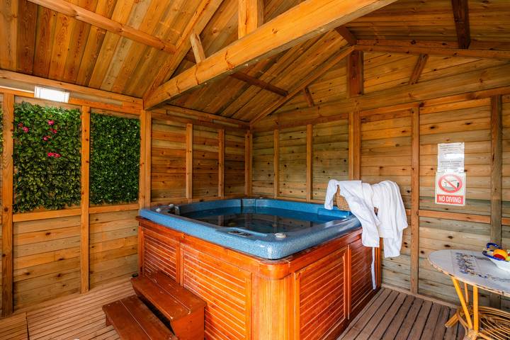 Chalet para 6 personas, con jardín y jacuzzi en las Islas Baleares - 4