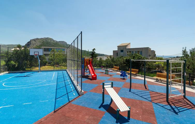 Ferienhaus für 13 Personen, mit Terrasse in Split-Dalmatien - 4