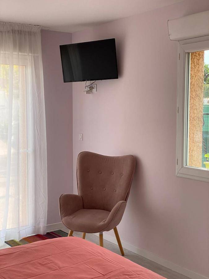 Ganze Ferienwohnung, Double Room in Nissan-lez-Enserune, Mittelmeerküste (Frankreich)