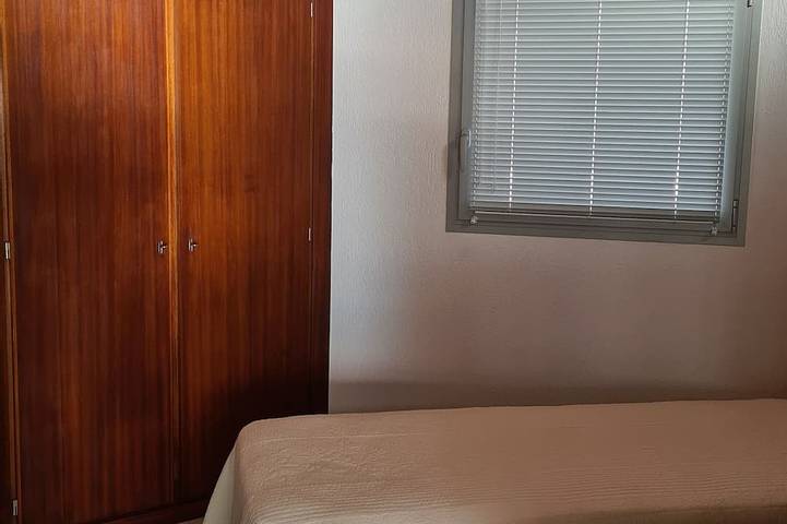 Gîte pour 4 personnes, avec terrasse ainsi que jardin et piscine dans Plage Mar Vivo - 3