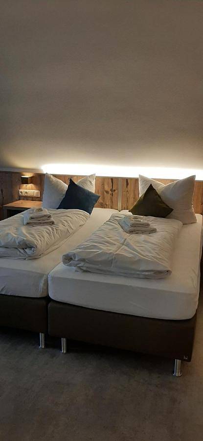 Ganze Wohnung, Hofmann`s Apartements & Ferienwohnungen in Oberdachstetten, Romantische Straße