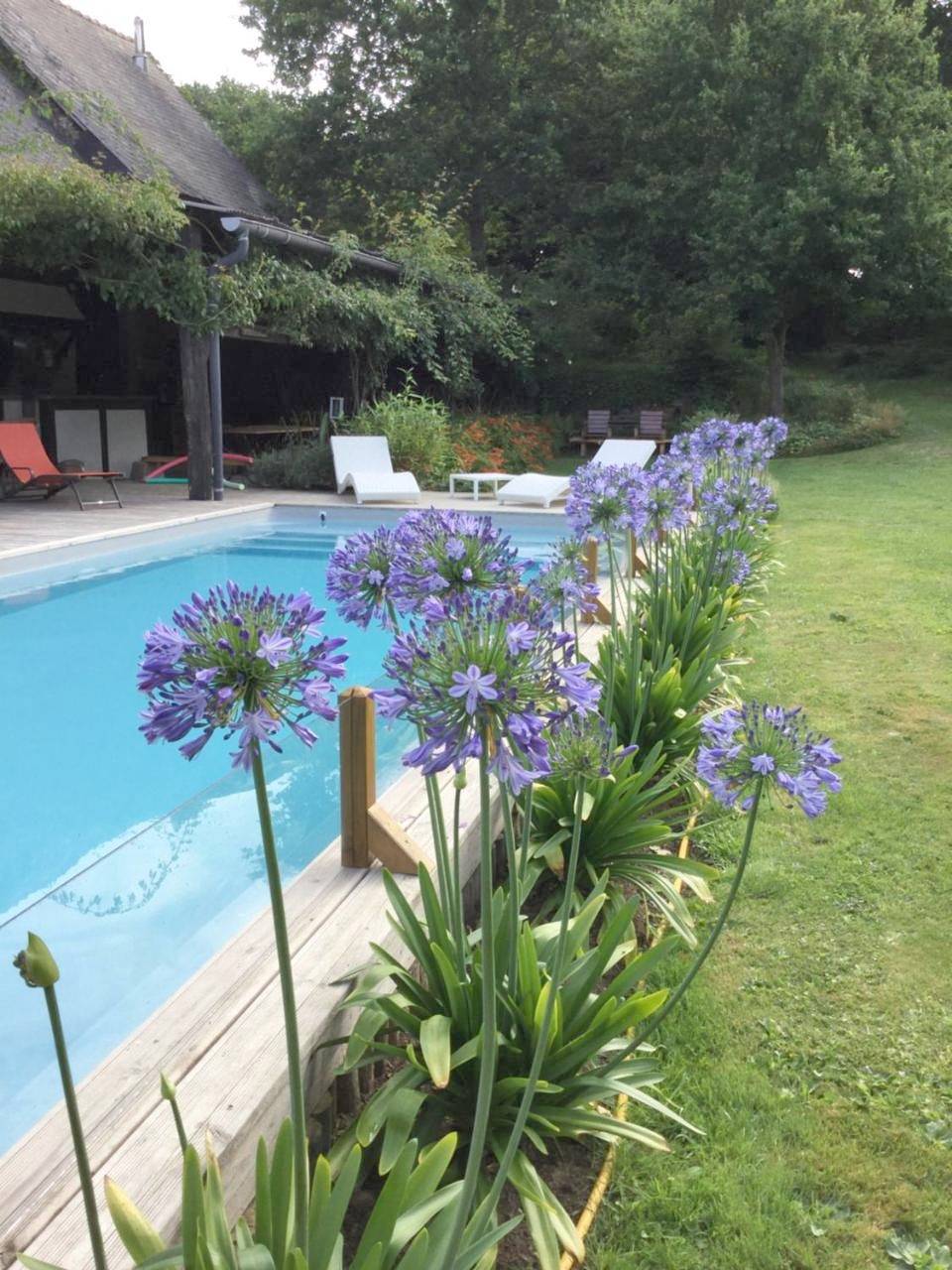 Two-Bedroom Cottage (5 Adults) in Noyal-sous-Bazouges, Fougères-Vitré